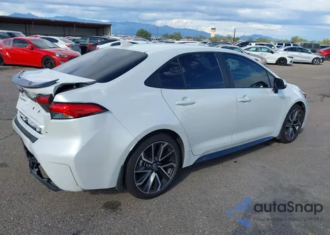 2022 Toyota Corolla Xse z USA, uszkodzony, nr VIN 5YFT4MCE6NP128580